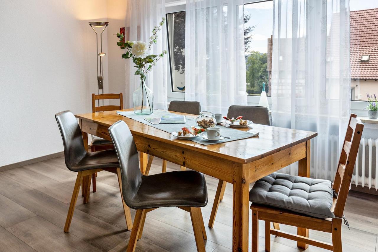 Ferienwohnung Am Alten Brunnen Гаенхофен Екстериор снимка