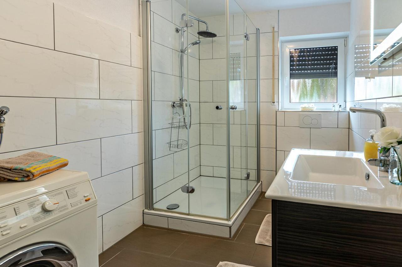 Ferienwohnung Am Alten Brunnen Гаенхофен Екстериор снимка